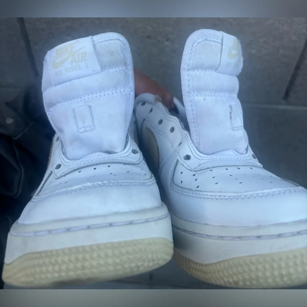 Nike Air Force Sneakers